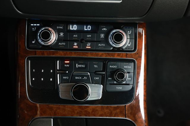 2011 Audi A8 4dr Sedan - 22995875 - 40