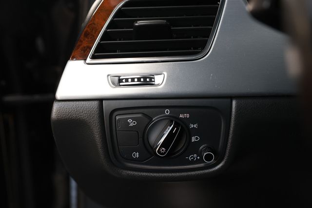 2011 Audi A8 4dr Sedan - 22995875 - 51