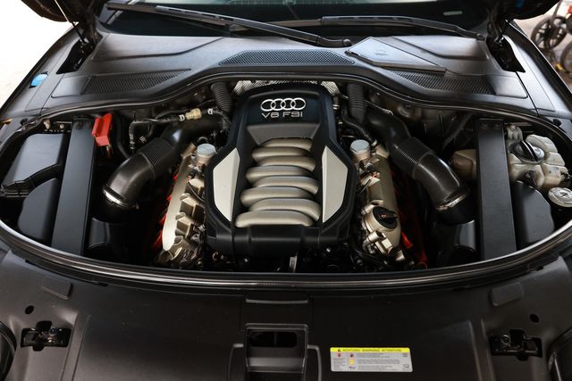 2011 Audi A8 4dr Sedan - 22995875 - 54