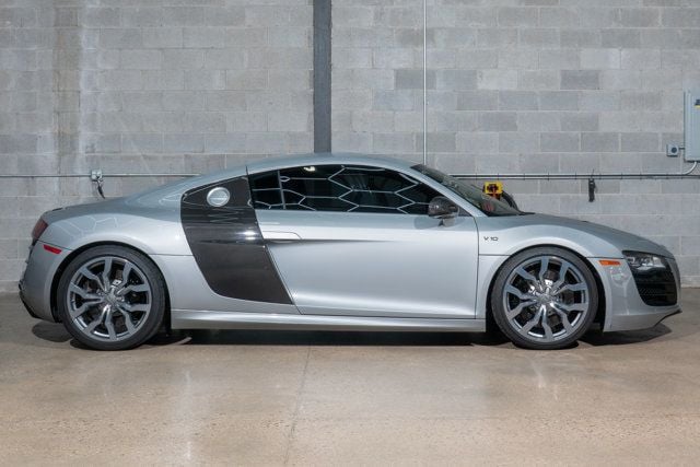 2011 Audi R8 2dr Coupe Automatic quattro 5.2L - 22935229 - 1