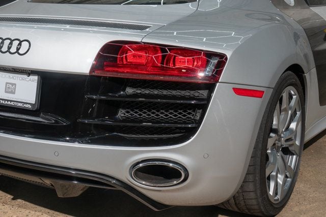 2011 Audi R8 2dr Coupe Automatic quattro 5.2L - 22935229 - 32