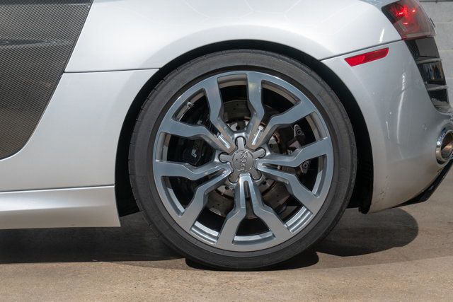 2011 Audi R8 2dr Coupe Automatic quattro 5.2L - 22935229 - 41