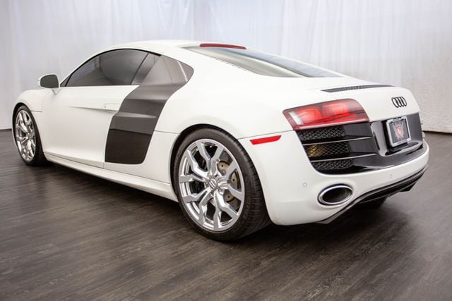 2011 Audi R8 2dr Coupe Automatic quattro 5.2L - 22610626 - 24