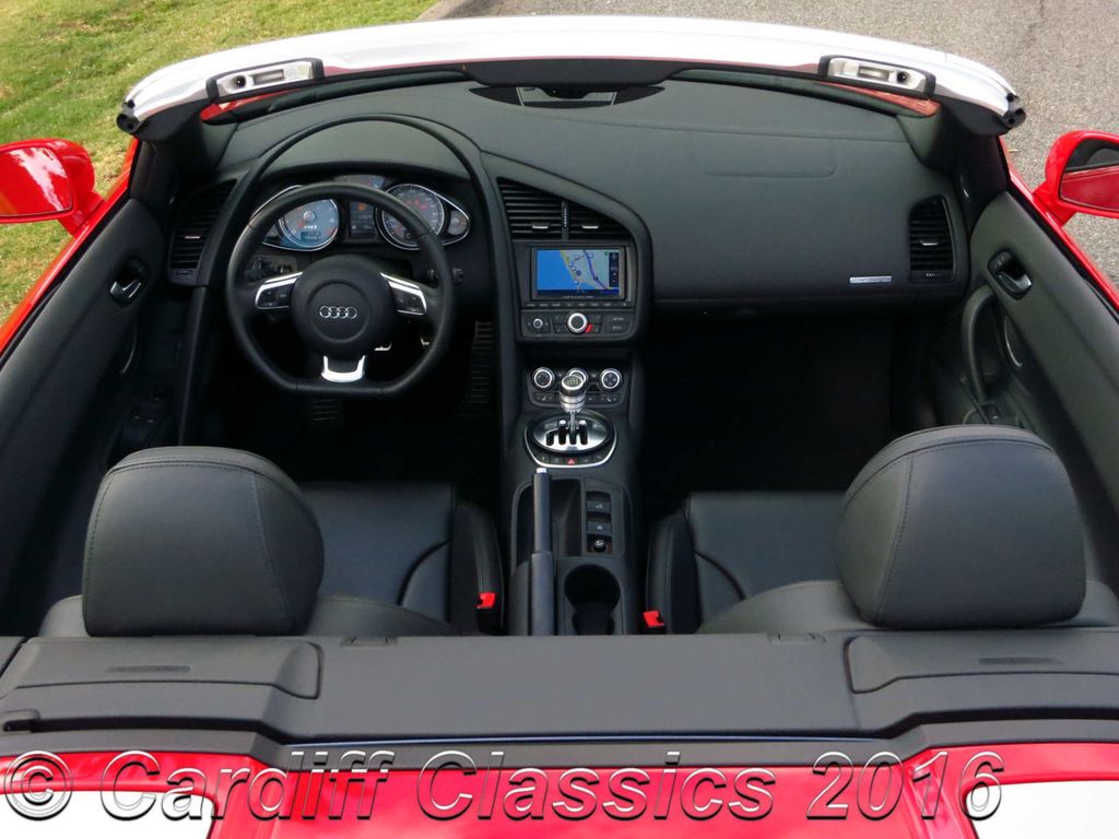 2011 Audi R8 Spyder 4.2 6-speed V8 - 15236944 - 20