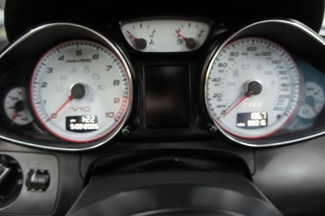 2011 Audi R8 Spyder V10 5.2L Spyder - 23022315 - 23