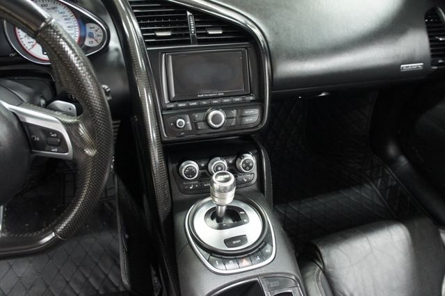 2011 Audi R8 Spyder V10 5.2L Spyder - 23022315 - 26