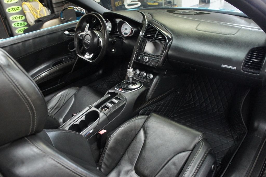 2011 Audi R8 Spyder V10 5.2L Spyder - 23022315 - 27