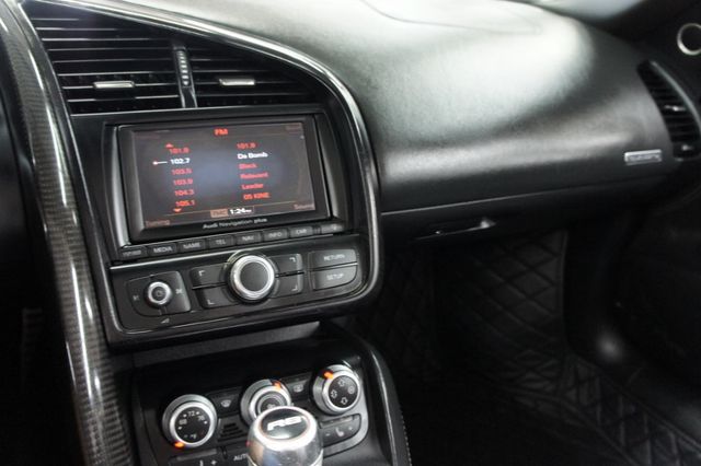 2011 Audi R8 Spyder V10 5.2L Spyder - 23022315 - 30