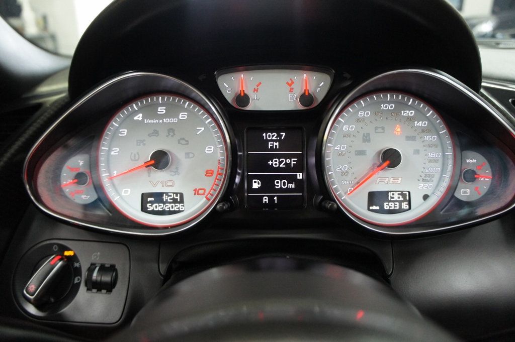 2011 Audi R8 Spyder V10 5.2L Spyder - 23022315 - 31