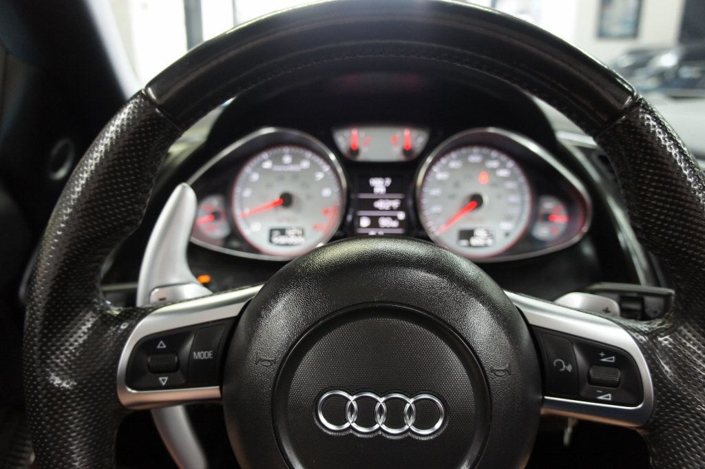 2011 Audi R8 Spyder V10 5.2L Spyder - 23022315 - 32