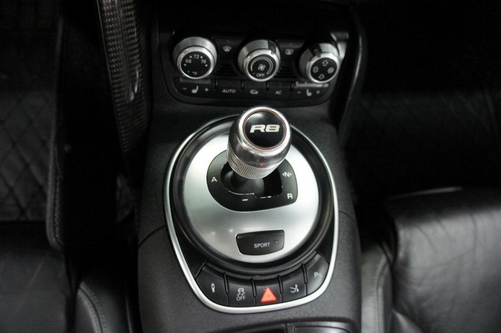 2011 Audi R8 Spyder V10 5.2L Spyder - 23022315 - 72
