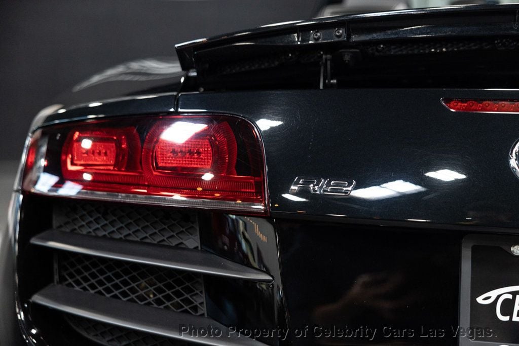 2011 Audi R8 Spyder V10 photo 22