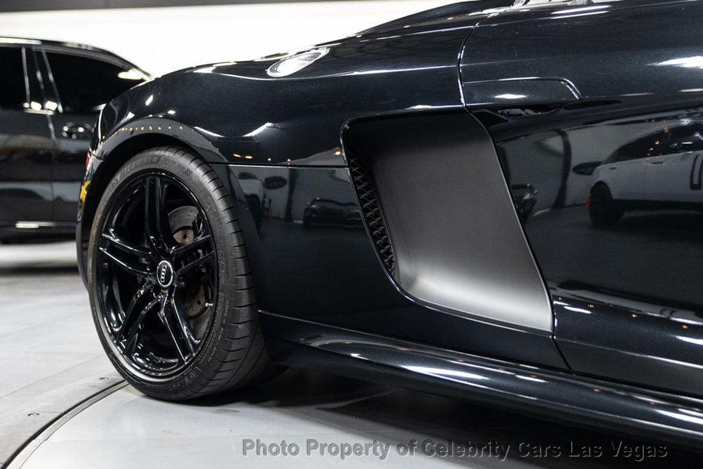 2011 Audi R8 Spyder V10 photo 24