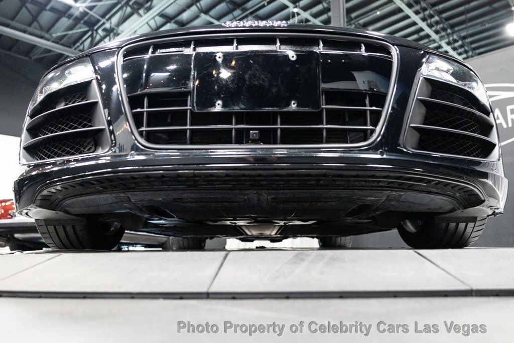 2011 Audi R8 Spyder V10 photo 25