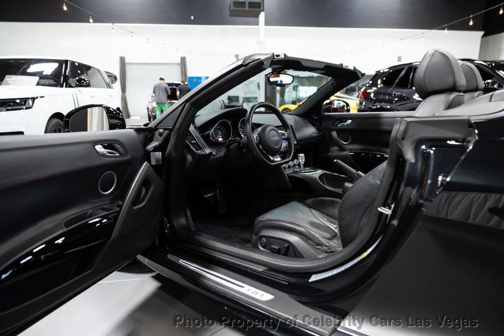 2011 Audi R8 Spyder V10 photo 28