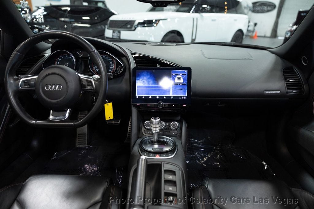 2011 Audi R8 Spyder V10 photo 43