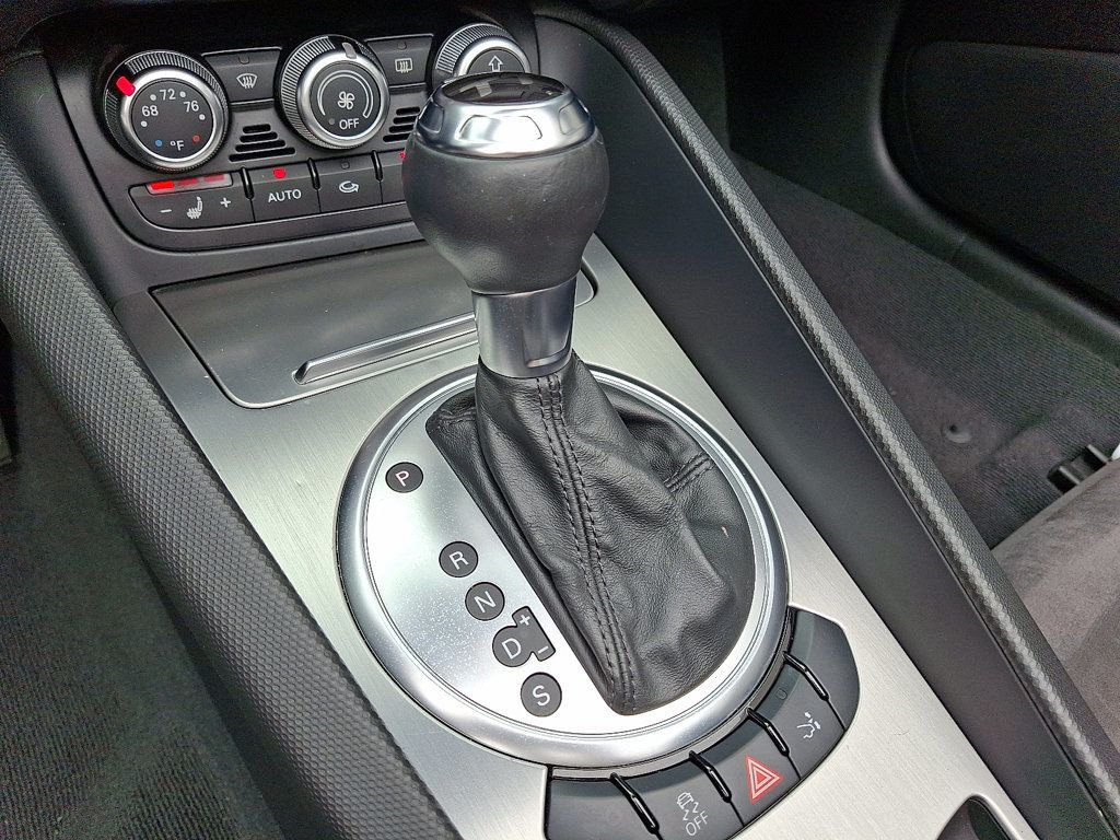 2011 Audi TT Roadster Quattro Premium photo 12