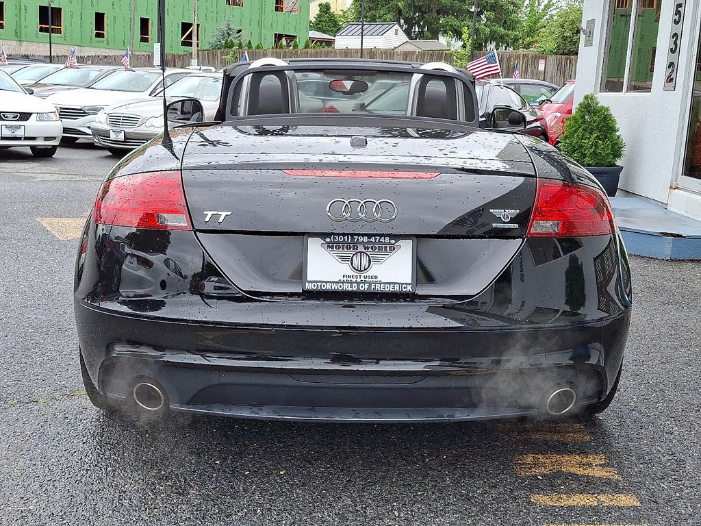 2011 Audi TT Roadster Quattro Premium photo 5