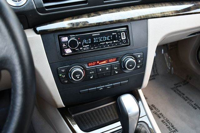 2011 BMW 1 Series 128i Convertible W/Kenwood Premium Audio - 22902218 - 12