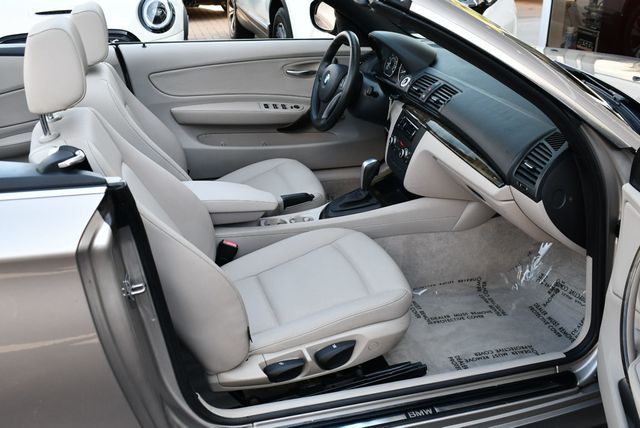 2011 BMW 1 Series 128i Convertible W/Kenwood Premium Audio - 22902218 - 17