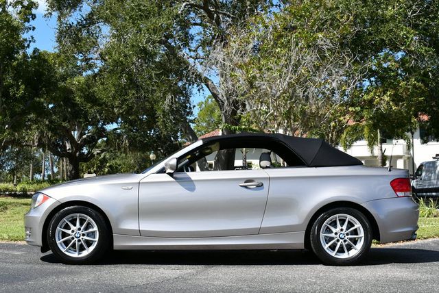 2011 BMW 1 Series 128i Convertible W/Kenwood Premium Audio - 22902218 - 32
