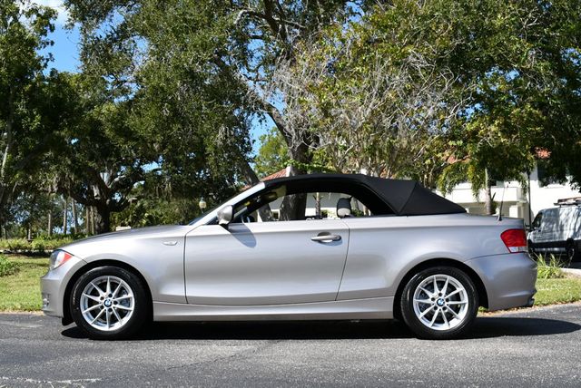 2011 BMW 1 Series 128i Convertible W/Kenwood Premium Audio - 22902218 - 33