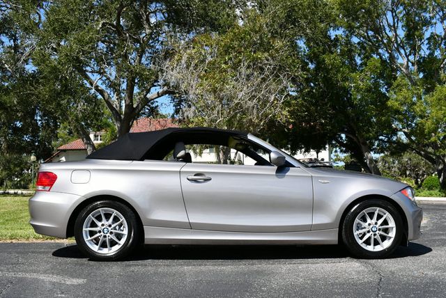 2011 BMW 1 Series 128i Convertible W/Kenwood Premium Audio - 22902218 - 43
