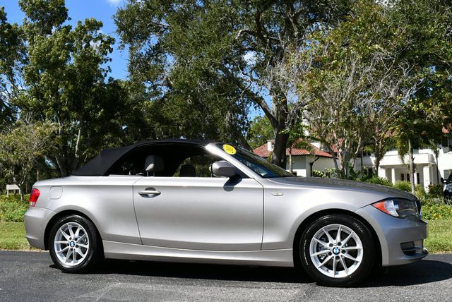 2011 BMW 1 Series 128i Convertible W/Kenwood Premium Audio - 22902218 - 47