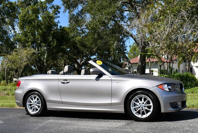 2011 BMW 1 Series 128i Convertible W/Kenwood Premium Audio - 22902218 - 7