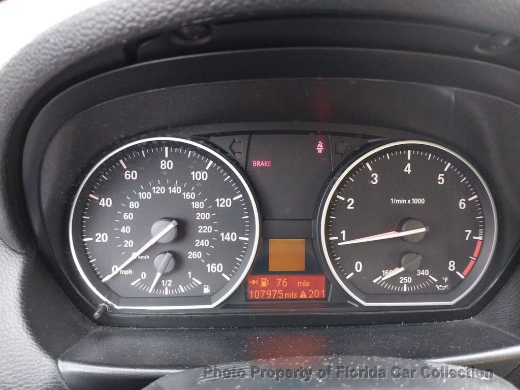 2011 BMW 1 Series 135i Convertible M Sport 6-Speed Manual - 22974908 - 7