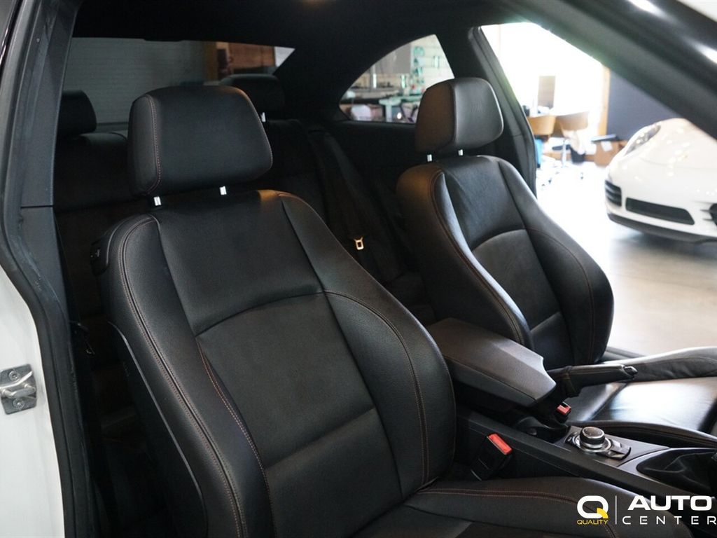 2011 BMW 1 Series M Coupe - 22884848 - 33