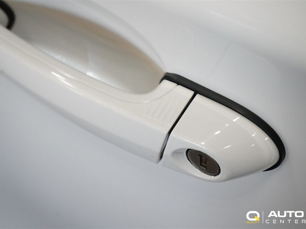 2011 BMW 1 Series M Coupe - 22884848 - 6