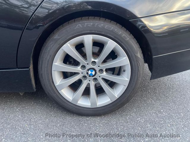 2011 BMW 3 Series 328i - 22693792 - 19