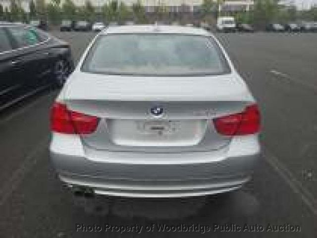 2011 BMW 3 Series 328i - 22926174 - 6