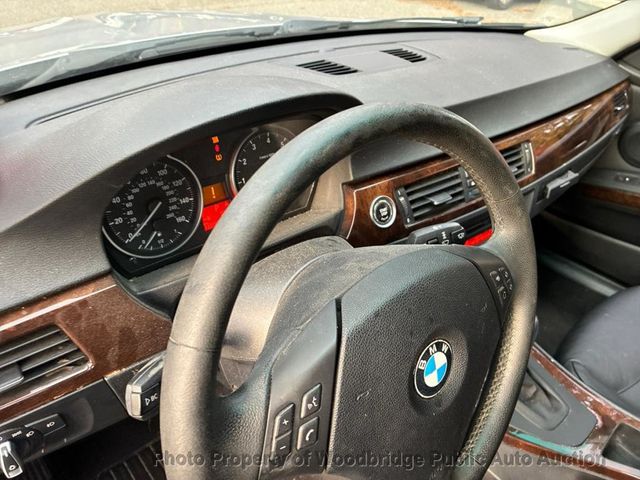 2011 BMW 3 Series 328i - 22940870 - 7