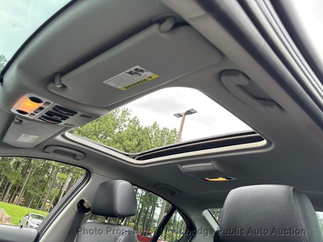 2011 BMW 3 Series 328i - 23071637 - 6