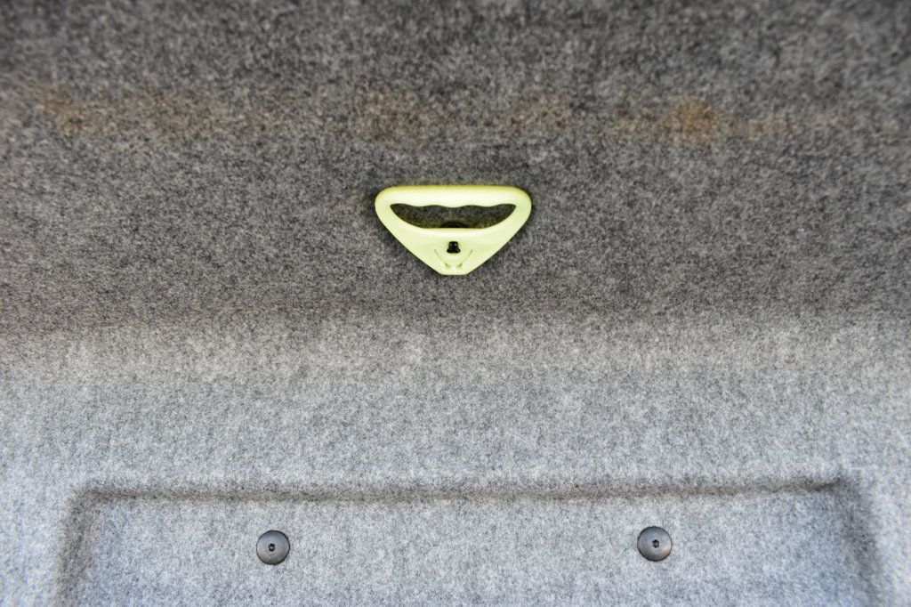 2011 BMW 3 Series 328i - 22891892 - 36