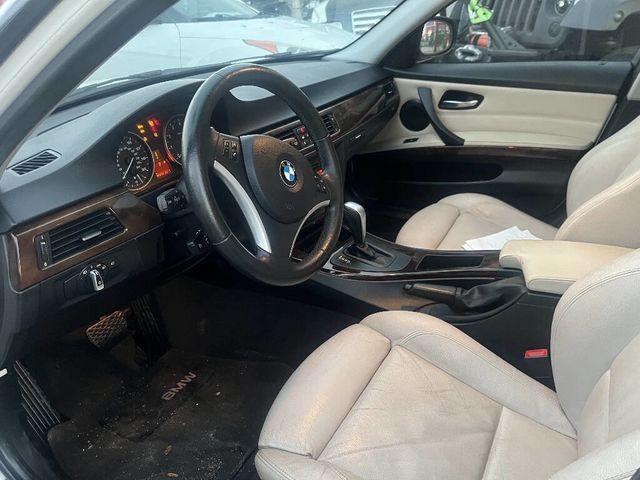 2011 BMW 3 Series 328i - 22997394 - 1