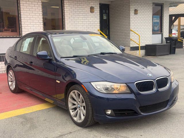 2011 BMW 3 Series 328i - 22979260 - 11