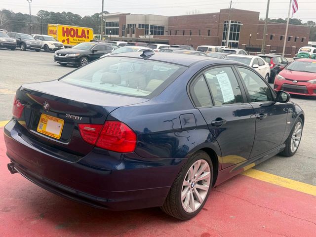 2011 BMW 3 Series 328i - 22979260 - 3