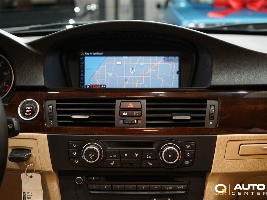 2011 BMW 3 Series 328i - 22959631 - 15