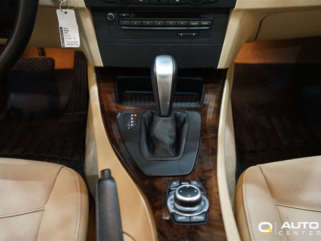 2011 BMW 3 Series 328i - 22959631 - 16