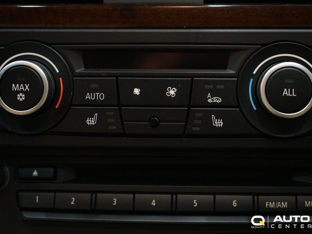 2011 BMW 3 Series 328i - 22959631 - 17