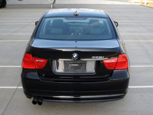 2011 BMW 3 Series 328i - 22791132 - 13