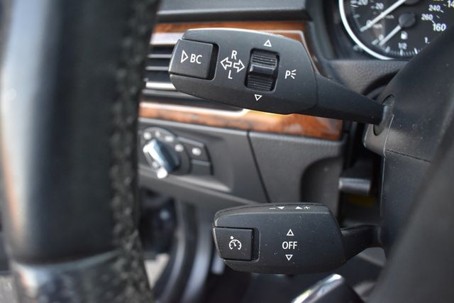 2011 BMW 3 Series 328i - 23037223 - 23