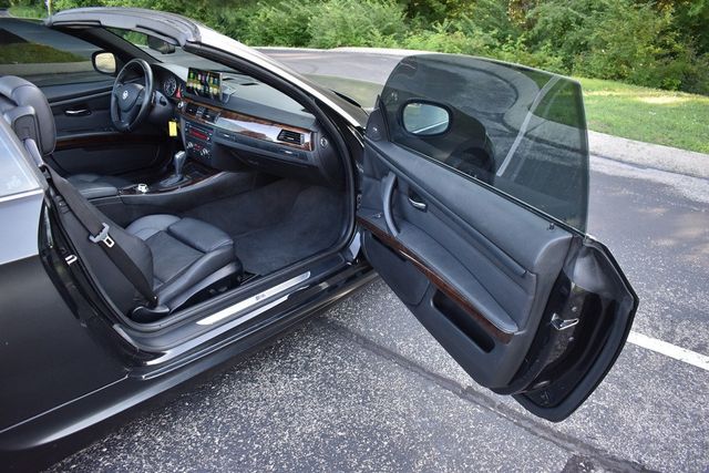 2011 BMW 3 Series 328i - 23037223 - 52