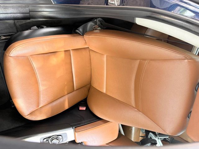 2011 BMW 3 Series 328i - 23033644 - 21