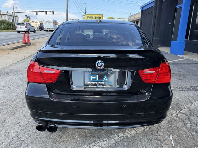 2011 BMW 3 Series 328i - 23074396 - 11