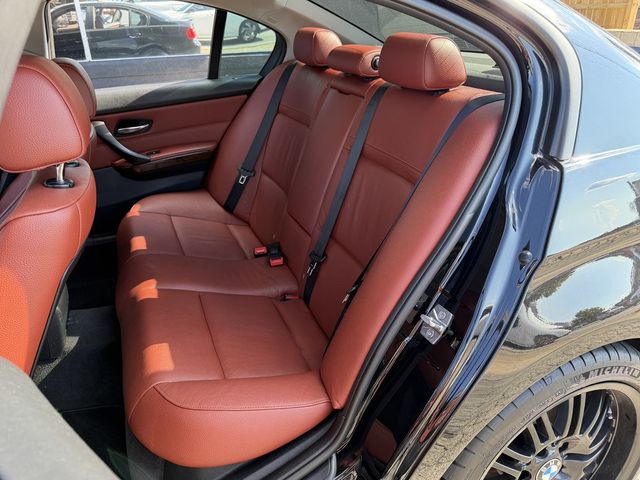 2011 BMW 3 Series 328i - 23074396 - 20