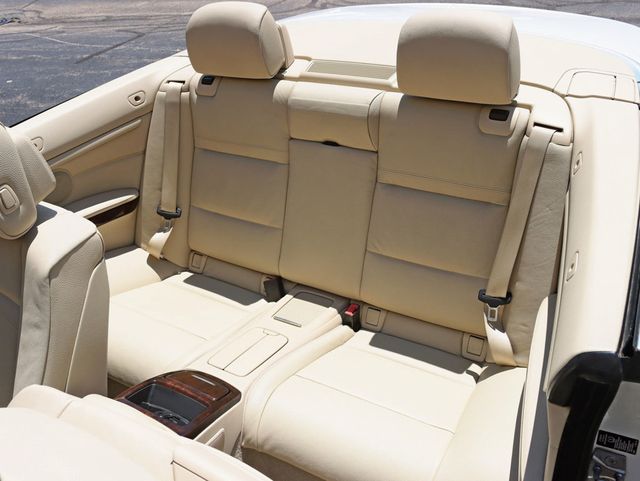 2011 BMW 3 Series 328i Premium Hardtop Convertible - 23038245 - 18